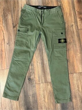 Stone Island - Green Cargo - Size 32